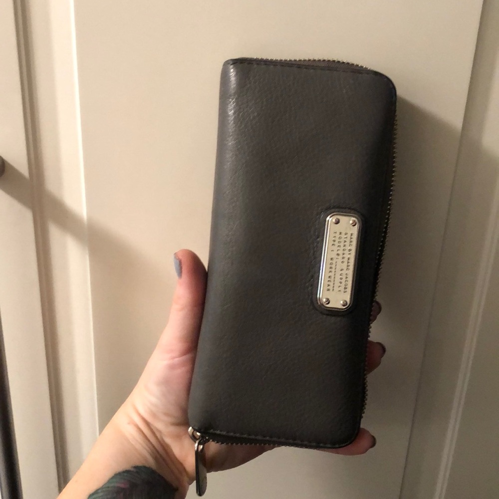 Marc by marc jacobs wallet gray